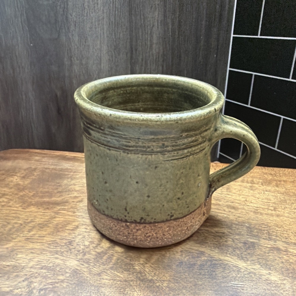 Moss Green Hand Thrown Pottery Coffee Mug 10‎ oz